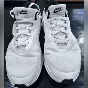 Men’s Nike Promina walking shoes